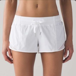 Size 6 Lululemon hotty hot shorts- Copy